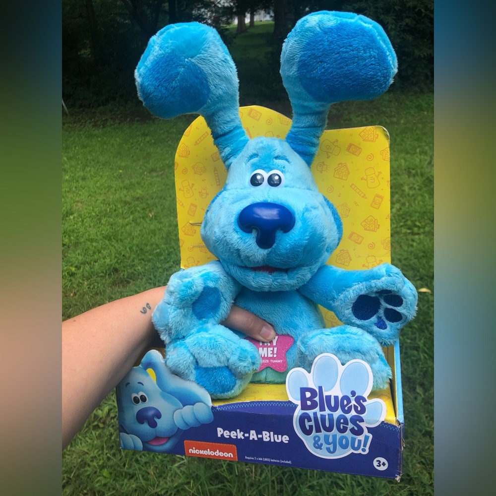 Blues Clues Peek and Blue Toy